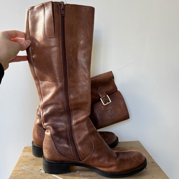 | SOLD | Women's Ecco Brown Leather Boots - Picture 2 of 5